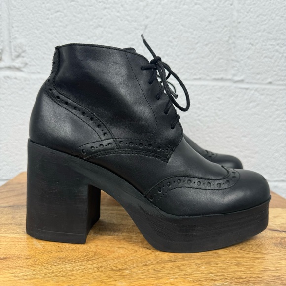 Gee Wawa Seattle Platform Boot Size 8.5 - Picture 2 of 12